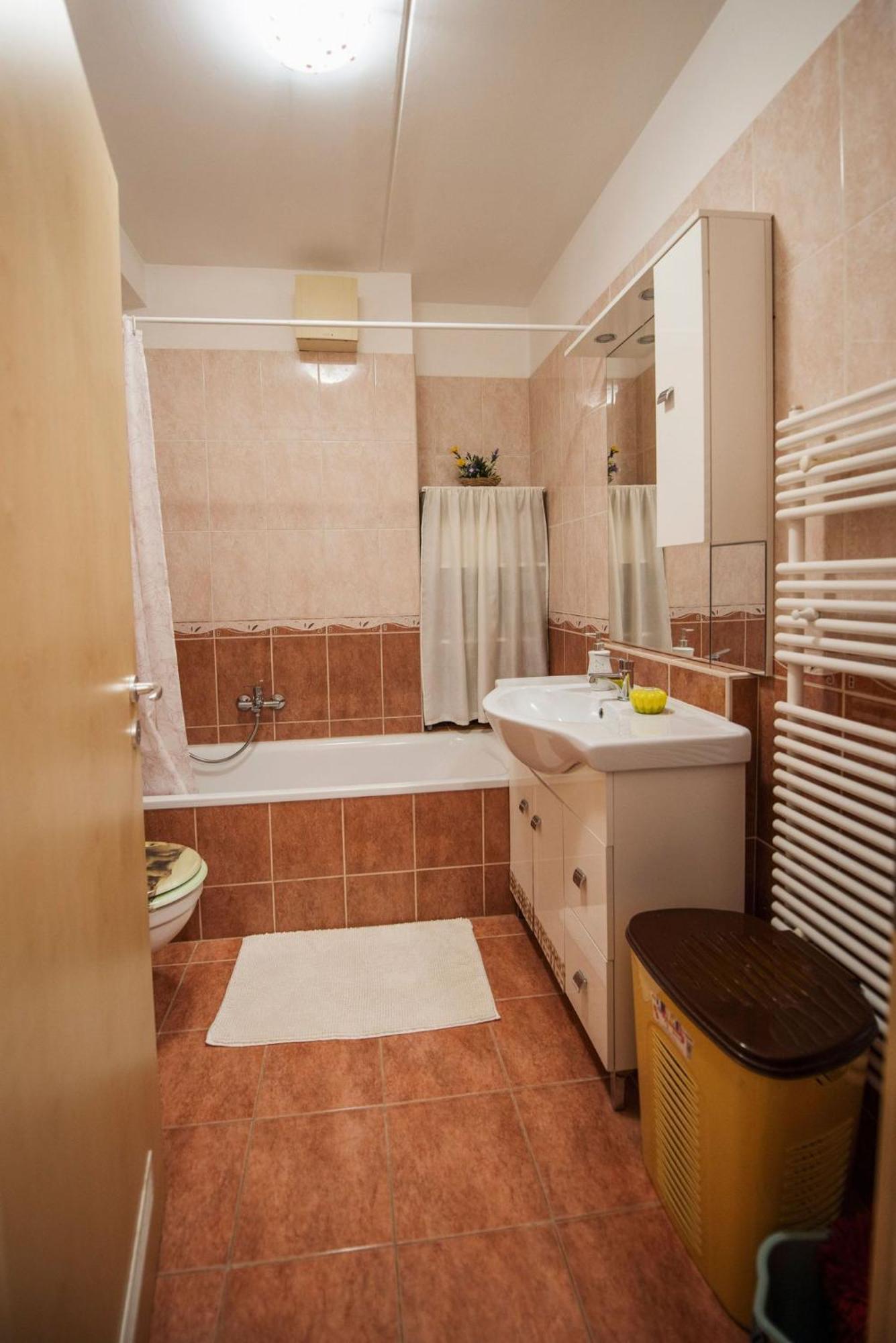 Inci Apartman ペーチ エクステリア 写真