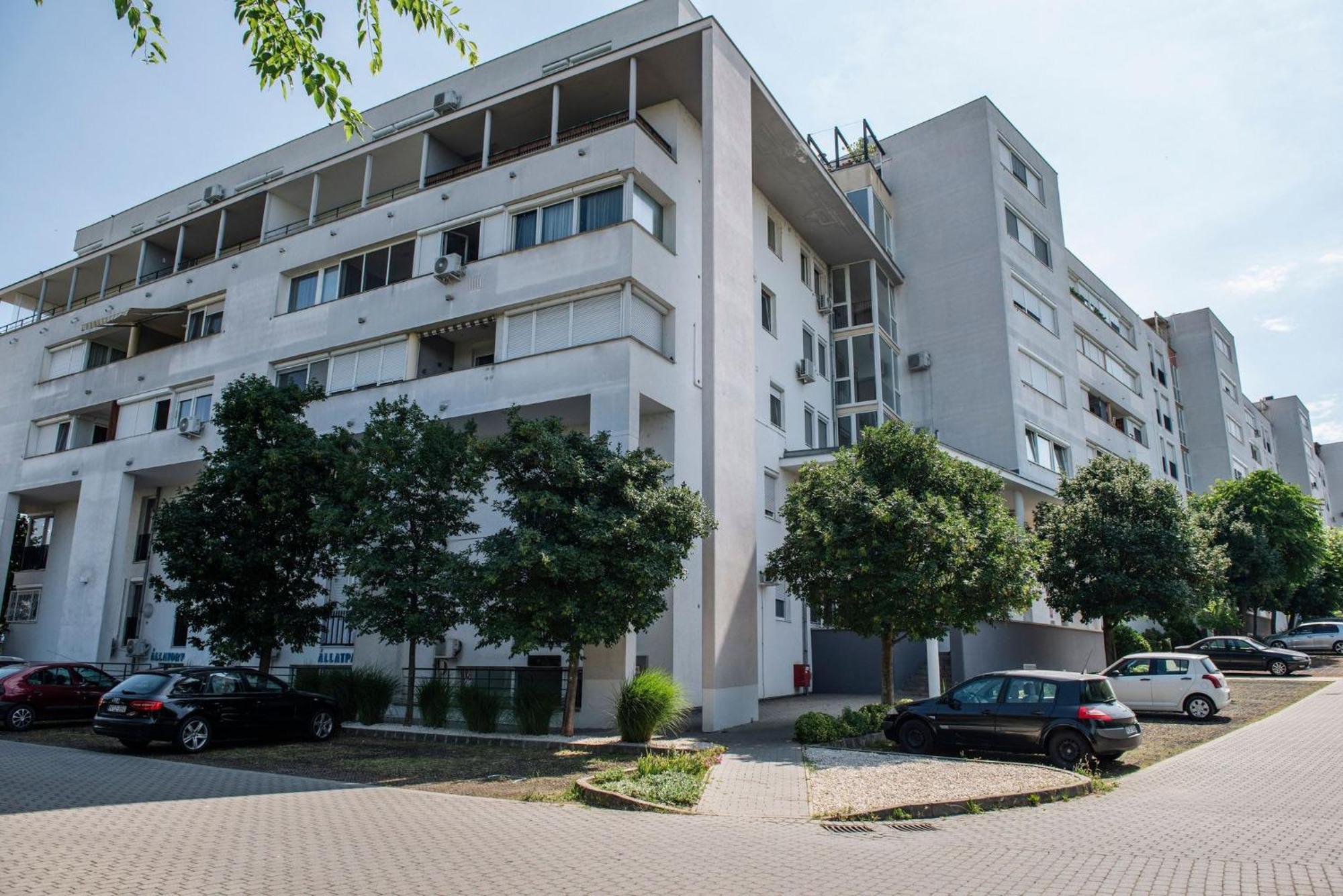 Inci Apartman ペーチ エクステリア 写真